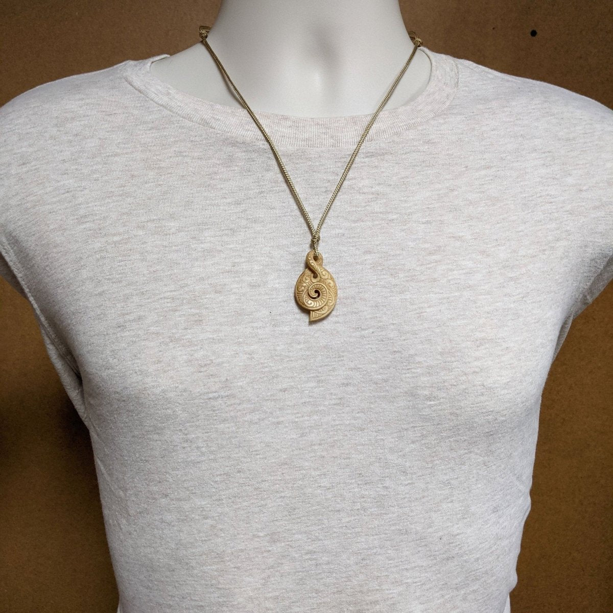 Maori stylised Infinity Love and Friendship Necklace ABTPS40N Earthbound Pacific