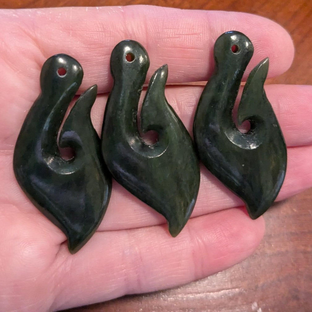 Māori Hawaiian Inspired Dark Green Nephrite Jade Fish Hook Necklace FHQ4823 Earthbound Pacific