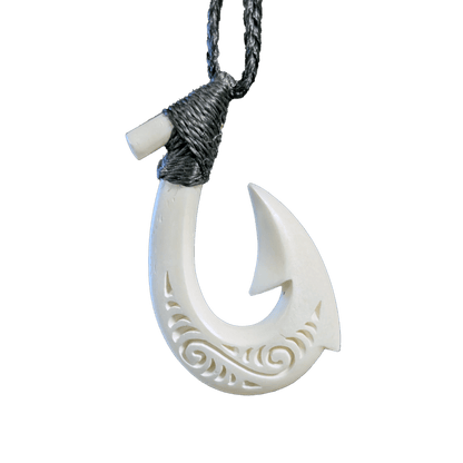 Hawaiian Makau Fish Hook Scrimshaw Necklace WBfh1ss4828 Earthbound Pacific