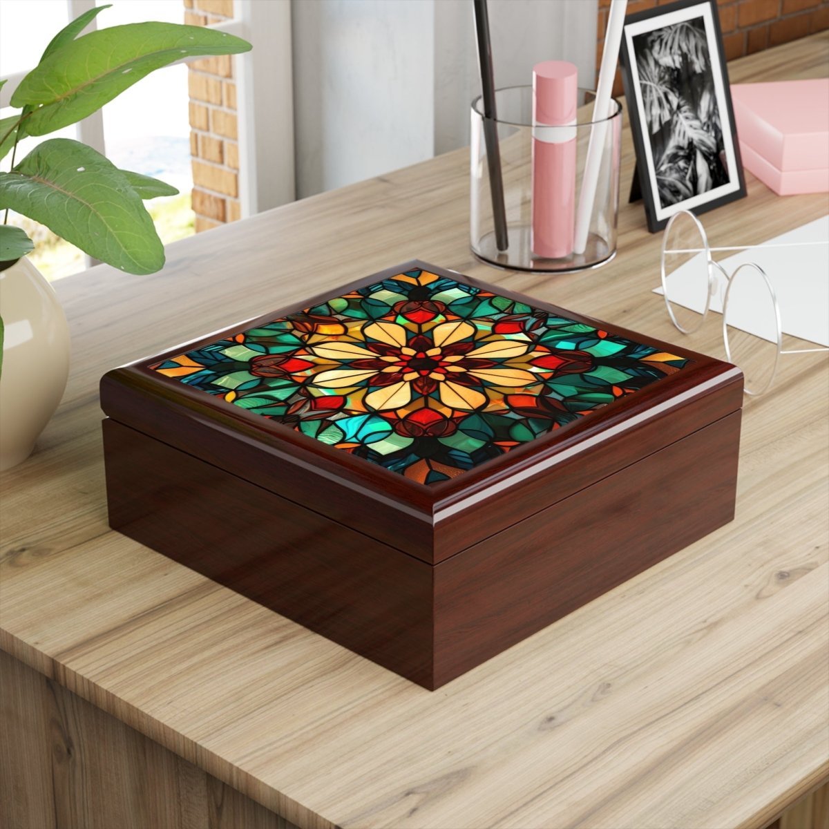 Stained Glass Floral Jewelry Box – Elegant Storage for Jewelry Lovers 17912342382143392829 Earthbound Pacific