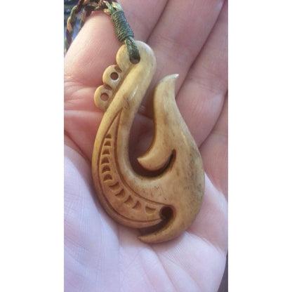 Hawaiian Inspired Aged Bone Fish Hook Necklace - Earthbound Pacific